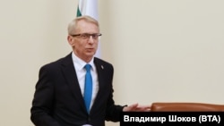 Николай Денков в началото на заседанието на Министерски съвет, 