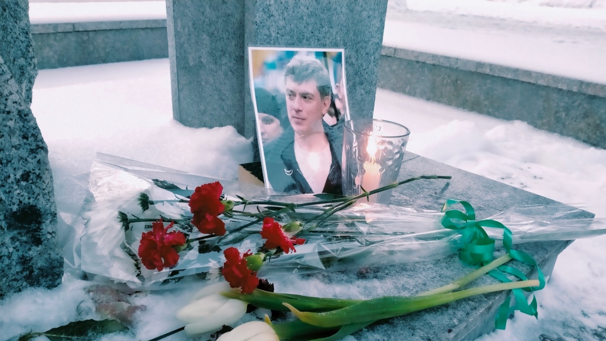 8 років від дня загибелі Нємцова. У Росії проходять акції його пам’яті на тлі посиленої присутності поліції
