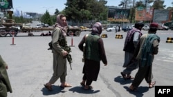 ارشیف: د کابل پر یوه سړک وسله وال طالبان