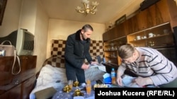 Armenia -- Andranik Vanian and Lusine Stepanian, refugees from Nagorno-Karabakh, in their new apartment in Yerevan.