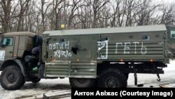 Розбита вантажівка росіян у П’ятихатках, 28 лютого 2022 року