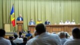 Pe 10 iulie, Consiliului Republican al PSRM a aprobat susținerea lui Alexandr Stoianoglo în calitate de candidat la funcția de președinte al R.Moldova, la două zile după ce a fost propus de șeful Socialiștilor, Igor Dodon (la tribună, în stânga).