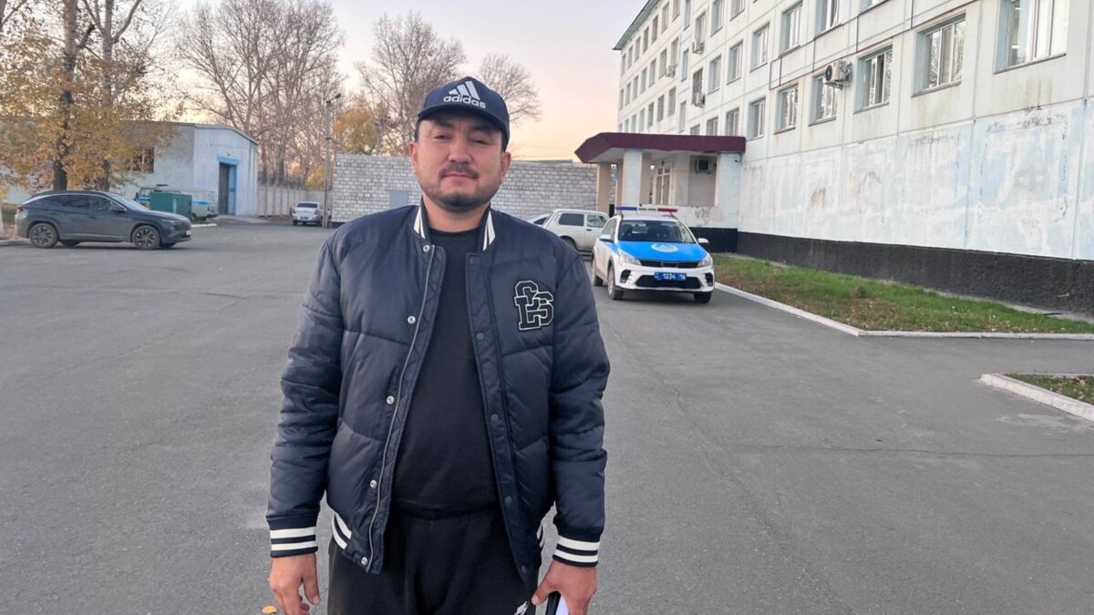 В Семее активиста привлекли к суду за «неповиновение полиции». К нему ...