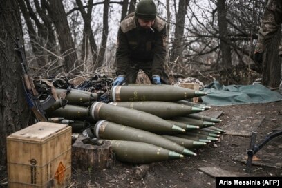 How the West lost the artillery shell race and what it means for Ukraine