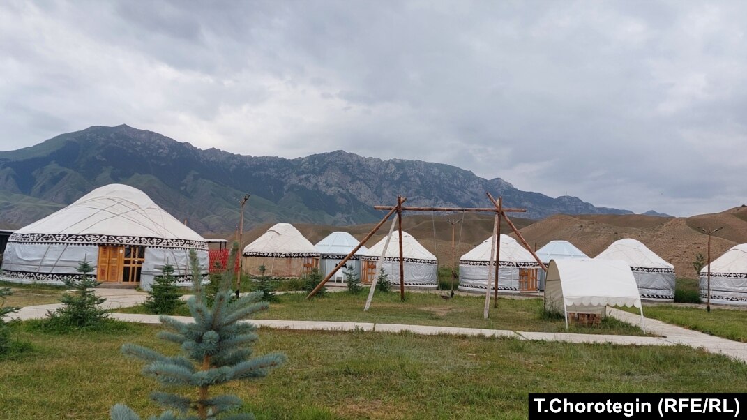 Әйелдермен және жануарлармен жыныстық қатынас Пизда порно тереңдігі өлшенді