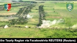 Бої біля звільненого села Макарівка на півді Донеччини. Скріншот з відео Сил оборони України, оприлюдненого 13 червня 2023 року