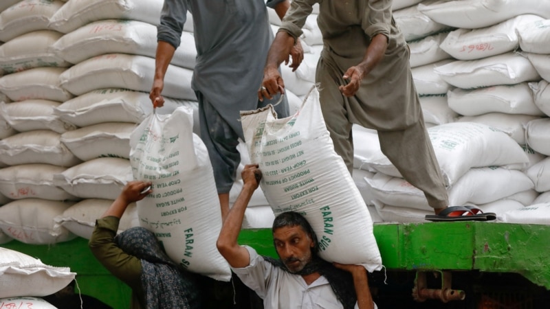 روند صادرات بوره یا شکر از پاکستان به افغانستان از سر گرفته شد