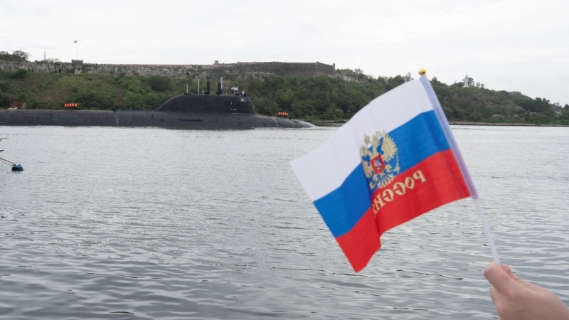 Поджегшему российский флаг калужанину дали 10 лет