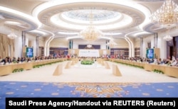 Встреча советников лидеров по украинской «формуле мира» в саудовской Джидде 6 августа 2023 года. Китай в этой встрече участвовал, а две другие проигнорировал