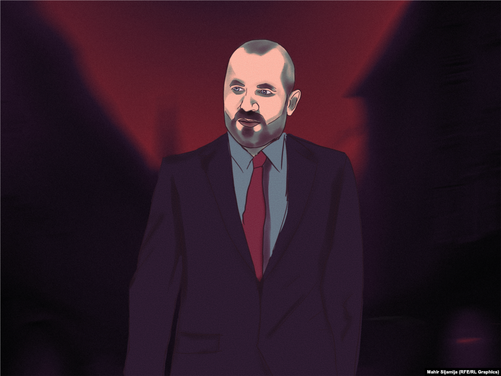 Radoiçiq, i cili publikisht mori përgjegjësinë për sulmin e armatosur ndaj policisë së Kosovës në fshatin Banjskë, e ndan pronësinë e asaj prone me biznesmenin Zvonko Vesellinoviq nga veriu i Kosovës dhe vëllain e tij Zharkon.