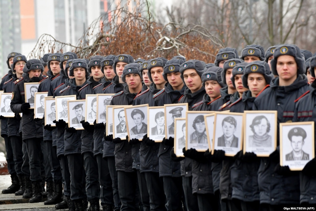 Церемонія пам’яті за радянськими солдатами, загиблими в Афганістані у 1980-х роках. Санкт-Петербург, 15 лютого 2024 року
