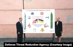 A presentation in Pavlohrad in 1999 celebrating "one million safe man-hours" of the operation to demolish or remove Ukraine's nuclear weapons.