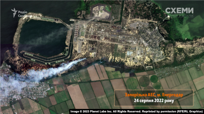 Пожежа під окупованою Росією ЗАЕС. Фото від 24 серпня 2022 року