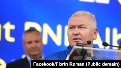 Deputatul PNL Florin Roman susține că a fost agresat de fostul ministru Dan Vilceanu.