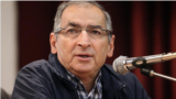 Iranian author and government critic Sadegh Zibakalam was arrested on the way to a book fair. (file photo)