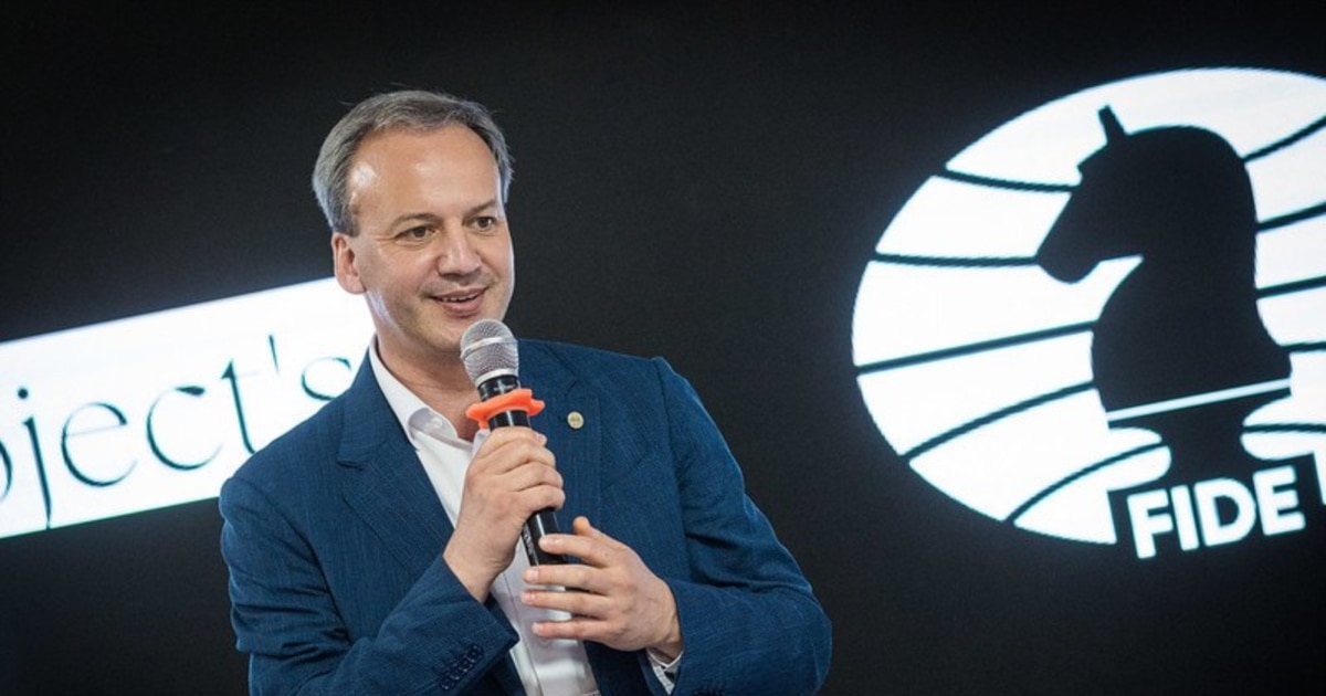 Росіянин Дворкович залишив посаду президента ФІДЕ через санкції ЄС