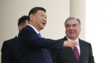 Раиси ҷумҳури Чин Си Ҷин Пин ва президенти Тоҷикистон Эмомалӣ Раҳмон 