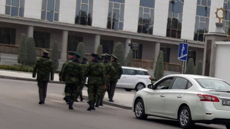 Lebapda balkanly esgeriň tarpa-taýyn ölmegi bilen bagly derňew geçirilýär, onuň hammamda asylgy ýagdaýda tapylandygy aýdylýar