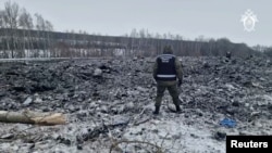 Мястото на катастрофата на падналия руски самолет, който според Москва е превозвал украински военнопленници за размяна. Кадърът е от видео, разпространено от руските власти на 25 януари 2024 г.