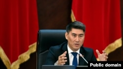 Чыңгыз Айдарбеков турат