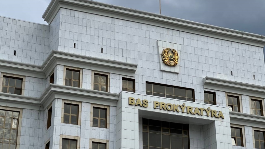 Таблоидтерде жалаңаш Елена Бушина бар. Құлдың астынан қожайын көрінісі (бейне)