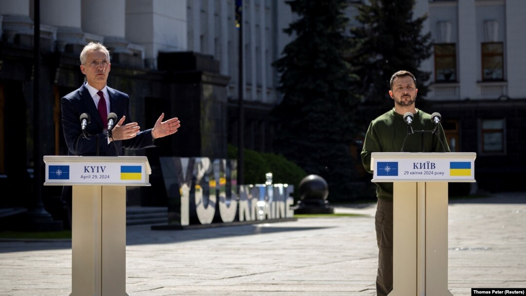 Șeful NATO, Jens Stoltenberg, a recunoscut că membrii alianței pe care o conduce nu și-au respectat promisiunile de ajutor militar în ultimele luni.