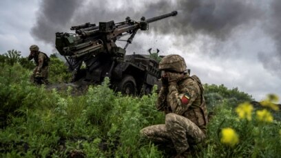 Руските войски продължават опитите да обкръжат източния украински град Авдиевка