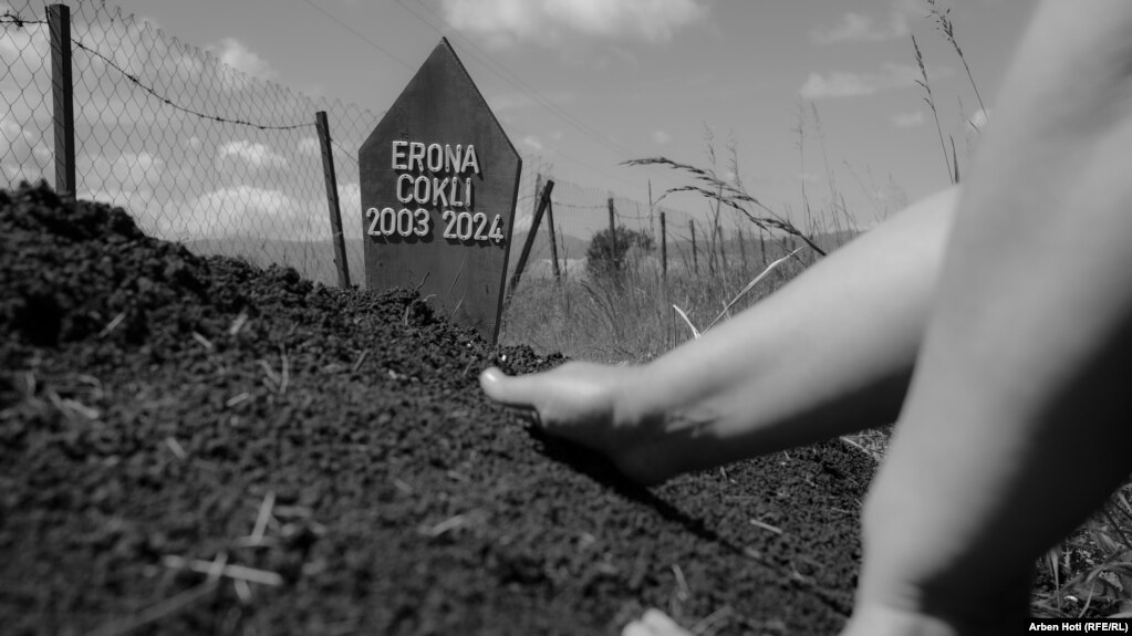 Milihatja te varri i Eronës.
