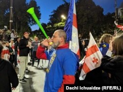 „აგენტების კანონის“ საწინააღმდეგო აქცია თბილისში, რუსთაველის გამზირზე