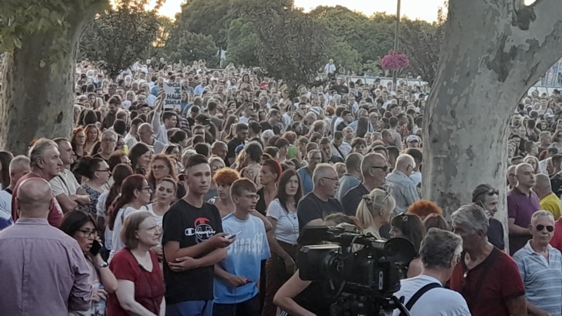 Protest protiv rudnika litijuma i Rio Tinta u Nišu i šest drugih gradova