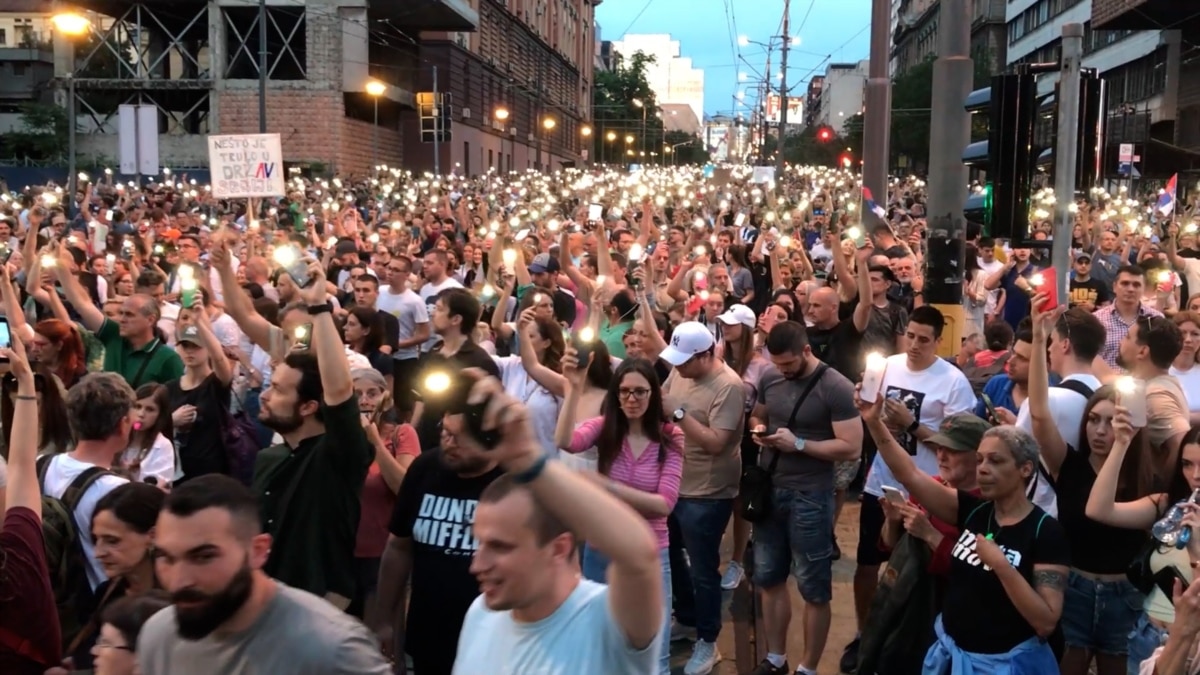 Serbs Take To Streets In Sixth Anti-Government Protest Since Mass Shootings Last Month picture