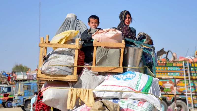 Pakistan Expels Some Afghans Waiting For U.S. Resettlement