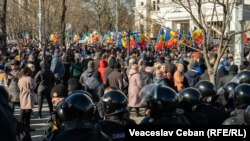 Акция протеста в Кишинёве, Молдова. 12 марта 2023 года
