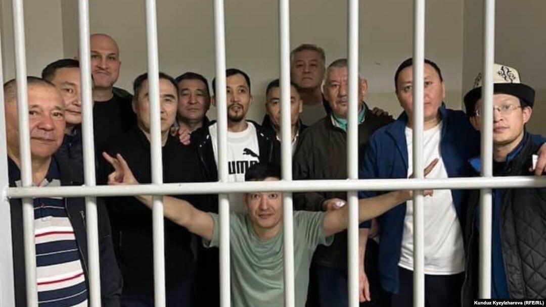 Кемпир-Абад иши боюнча айыпталып жаткандардын айрымдары. 
