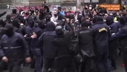 Нови судири меѓу полицијата и демонстрантите во Тбилиси