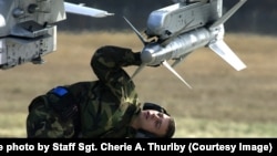 Це є суттєвою зміною політики, яка відкриває шлях для продажу зброї за кордон