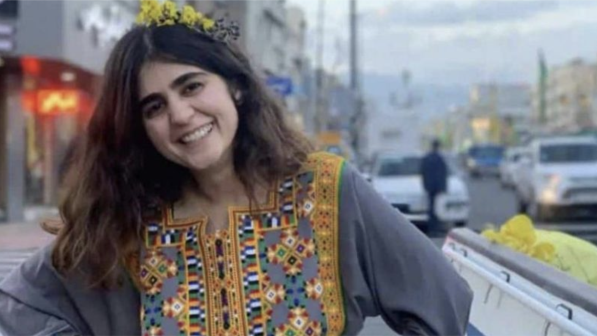 Iranian Activist Gholian Thrown Out Of Court After Refusing To Wear Head And Body Covering image