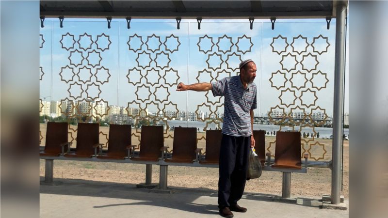 Diňle: Balkanda taksi sürüjileriň arasynda işden çykýan köpeldi