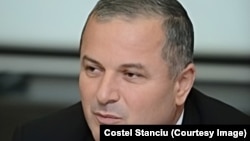 Președintele APC Romania, Costel Stanciu, spune că prea mulți consumatori nu își cer drepturile în relația cu băncile pentru că nu le cunosc.