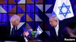 Joe Biden és Benjámin Netanjáhú Tel-Avivban 2023. október 18-án