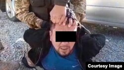 Милиция тараткан сүрөт.