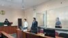 Ұмра қажылыққа алып барамын деп ақша жинаған Медет Мұратбайұлы сот үкімін тыңдап тұр. Шымкент, 26 қыркүйек 2023 жыл