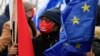 Tüntetés Brüsszelben a török elnök ellen az Európai Parlament előtt 2021. január 19-én