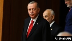 رجب طیب اردوغان می‌گوید همکاری جمهوری آذربایجان، ایران و ترکیه برای تکمیل کریدورهای ترانزیتی به نفع ایران نیز هست