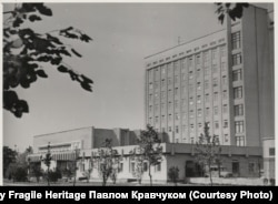 Будівля Миколаївської ОВА. Архівне фото