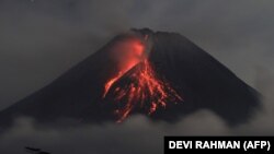 Mali Merapi, vullkani më aktiv i Indonezisë. Fotografi ilustruese. 13 mars 2023.
