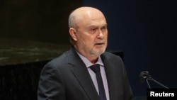 ფერიდუნ სინირლიოღლუ