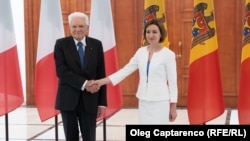 Președintele Italiei, Sergio Mattarella, împreună cu președinta R. Moldova, Maia Sansu, în cadrul vizitei oficiale la Chișinău