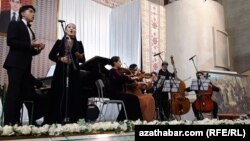 Концерт "Вдохновение весны", организованный творческой командой Туркменской государственной консерватории. Ашхабад, 1 марта, 2024.