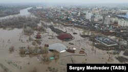 ქალაქი ორენბურგი. რუსეთის სამხრეთში წყალდიდობაა კაშხლის დაზიანების შედეგად, 2024 წლის 6 აპრილი 